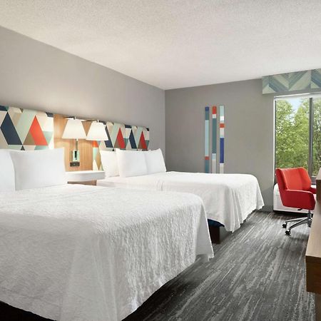Hampton Inn Kansas City בלו ספרינגס מראה חיצוני תמונה