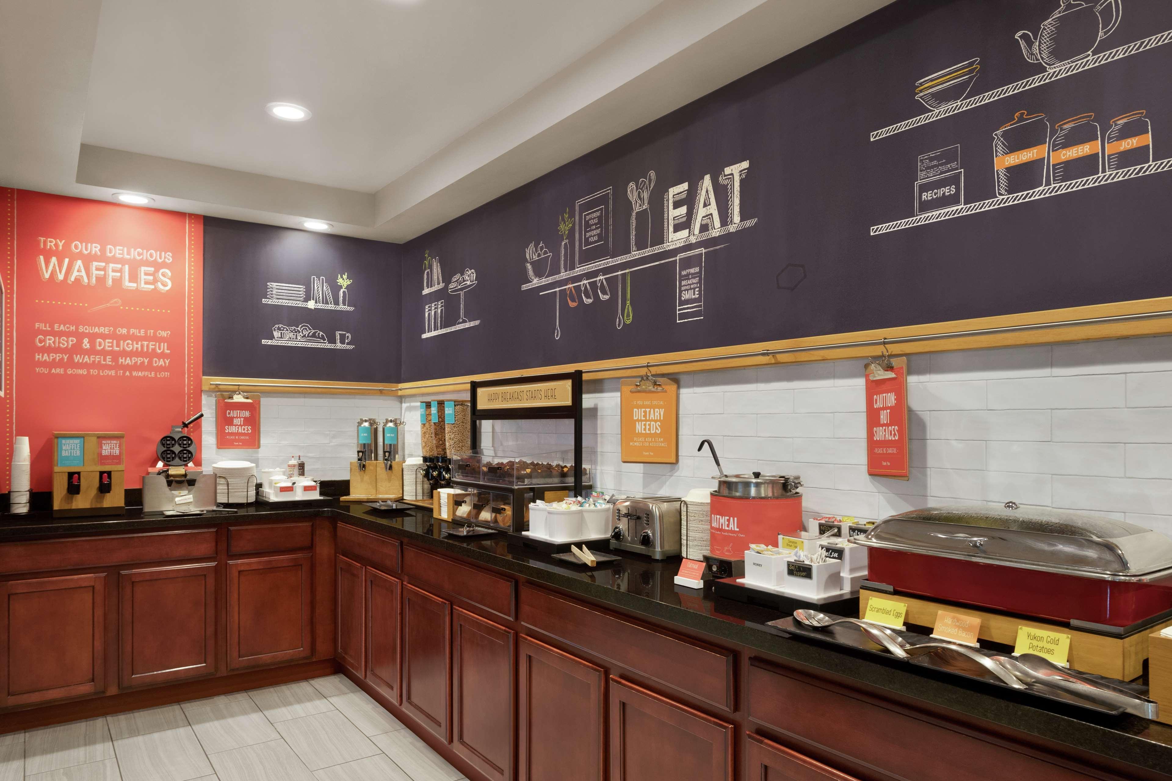 Hampton Inn Kansas City בלו ספרינגס מראה חיצוני תמונה