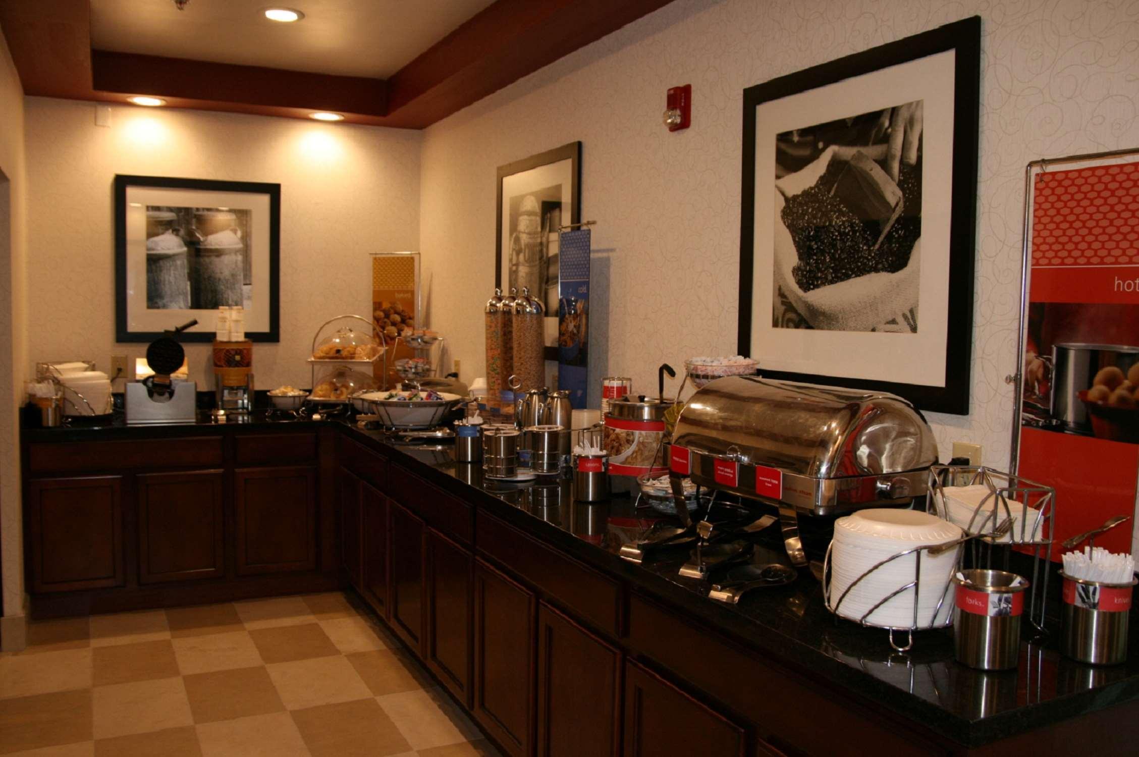Hampton Inn Kansas City בלו ספרינגס מראה חיצוני תמונה