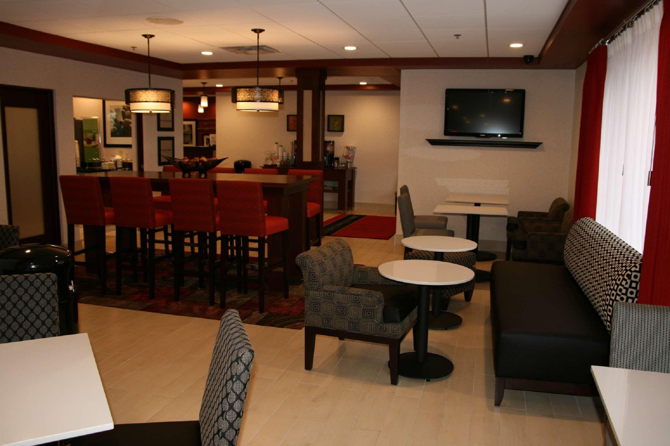 Hampton Inn Kansas City בלו ספרינגס מראה חיצוני תמונה