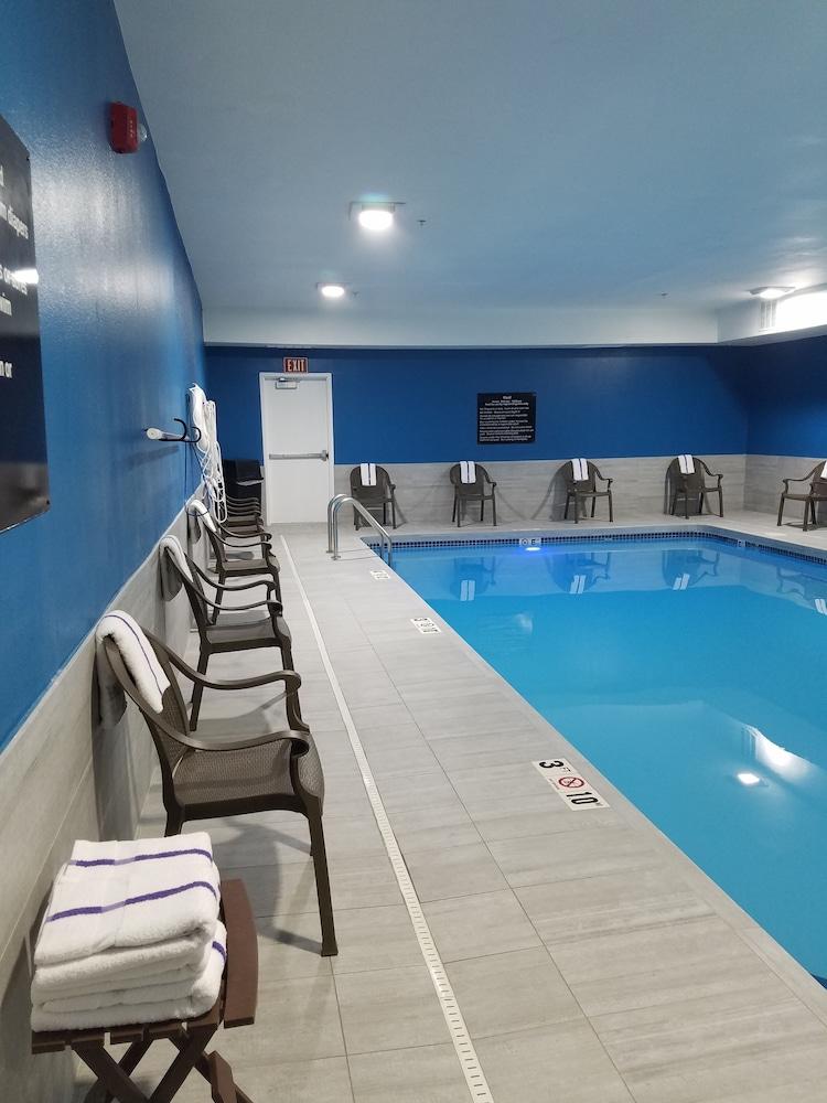 Hampton Inn Kansas City בלו ספרינגס מראה חיצוני תמונה