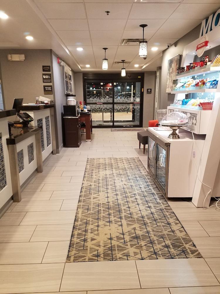 Hampton Inn Kansas City בלו ספרינגס מראה חיצוני תמונה