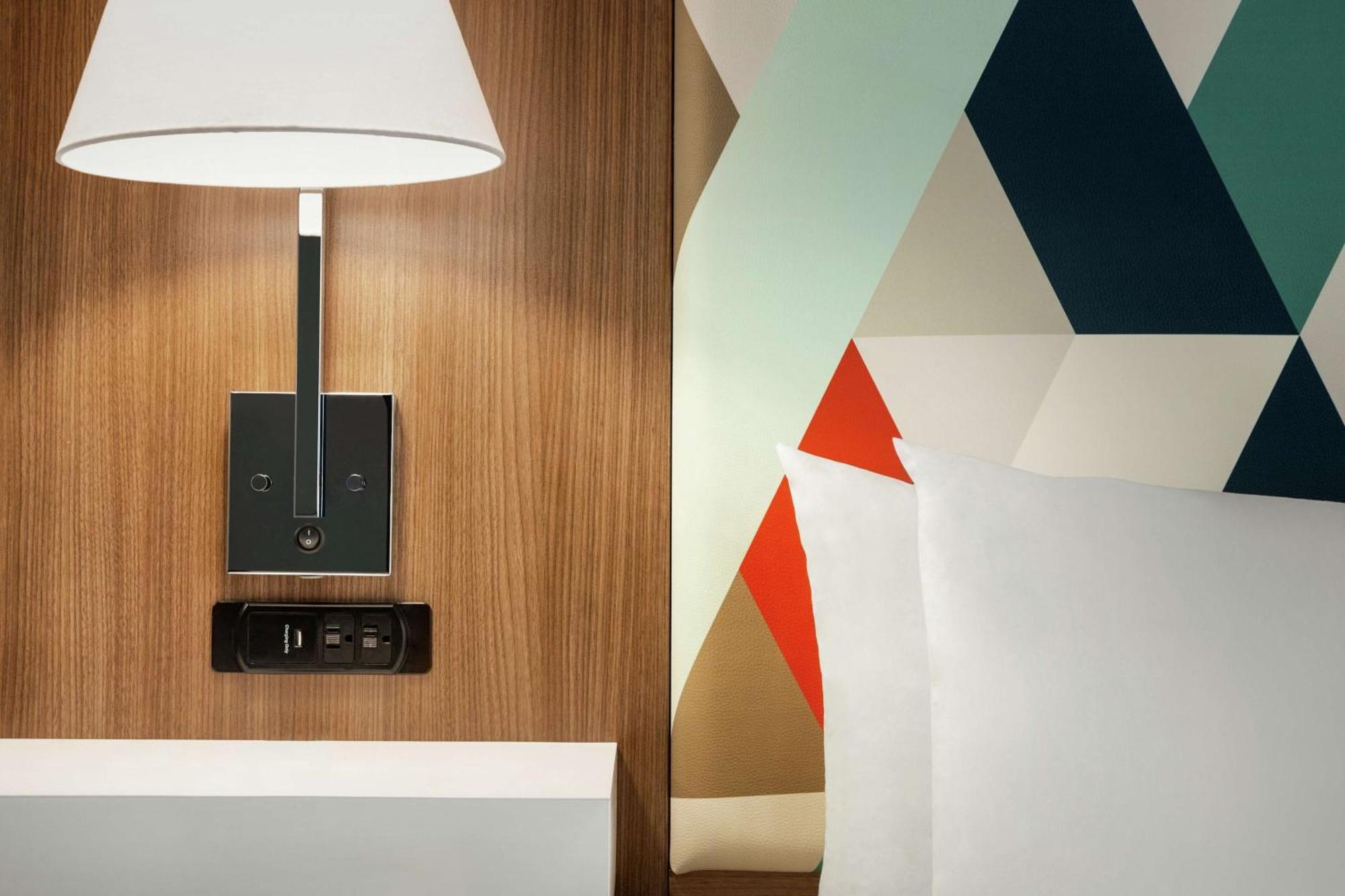 Hampton Inn Kansas City בלו ספרינגס מראה חיצוני תמונה