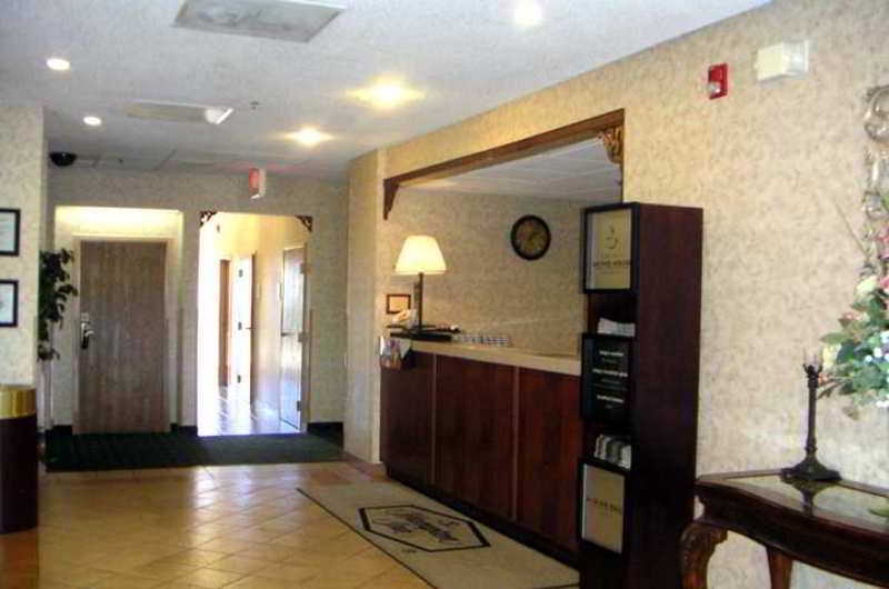 Hampton Inn Kansas City בלו ספרינגס מראה פנימי תמונה